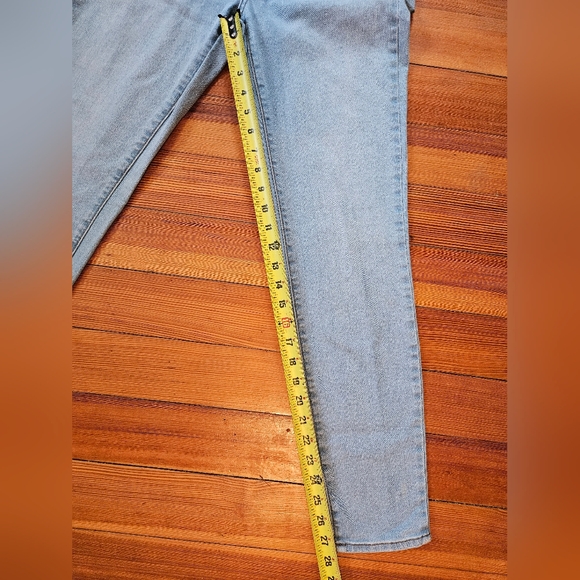 Talbots Slim Ankle Light Wash Jeans - Picture 6 of 6